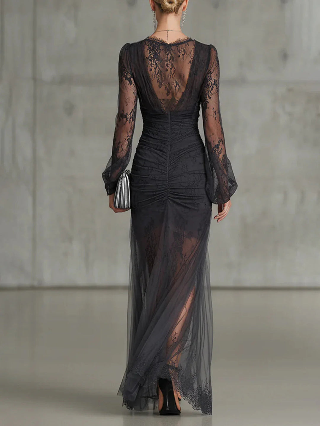 Abito Maxi Grigio Scuro in Pizzo con Maniche Lunghe e Spacco – Chiara Rossetti (3)