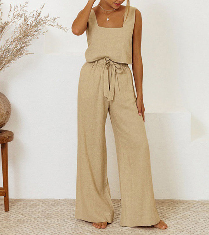 Megan | Completo minimalista con top e pantaloni svasati