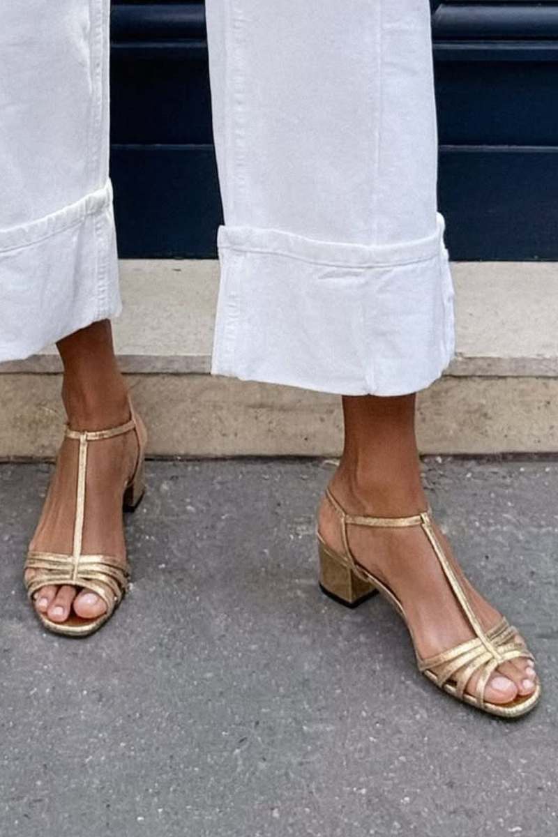 Allegra | Everyday Elegance Sandals in Pink