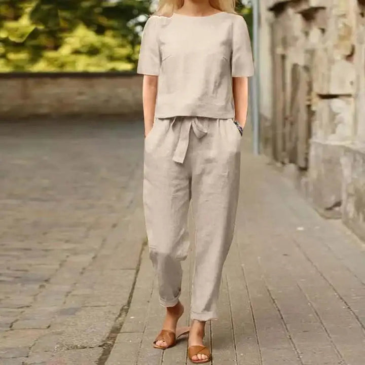 Charm™ | Completo chic due pezzi dalla linea rilassata