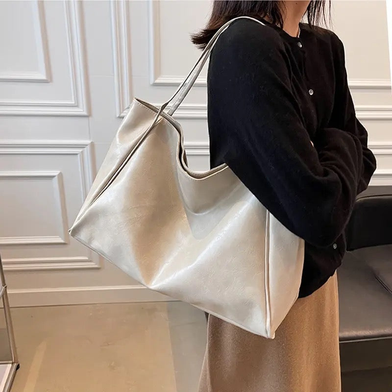 Patricia™ | Borsa in pelle luminosa