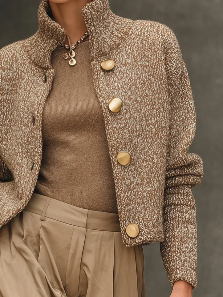 Maglione cardigan abbottonato a collo alto color cammello — 2