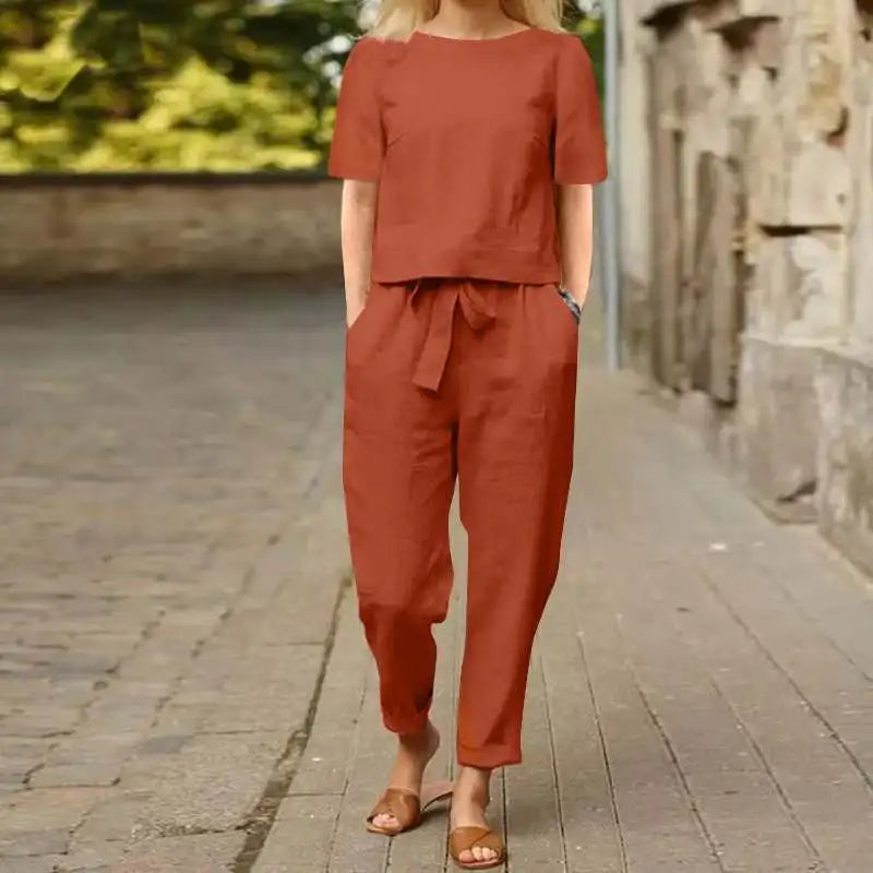 Charm™ | Completo chic due pezzi dalla linea rilassata